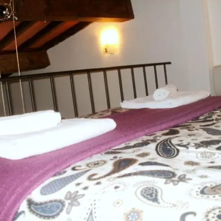 Al Vico N.3 Bed & Breakfast